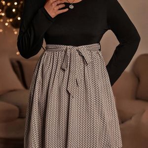 Plus Size Color Block Ronde Hals A-lijn Jurk, Elegante Lange Mouw Gegordel Boven Knie Jurk Voor Lente & Herfst, Vrouwen Plus Size Kleding