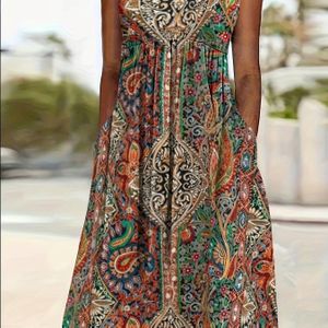 Women's Plus Size Bohemian Paisley Print Sleeveless Dress With Boat Neck And Pockets - Vibrant Mandala Design, Stretchy Fabric, Casual