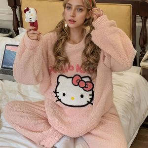 Sanrio Kitty fleece pyjama voor dames, verdikt en warm voor herfst en winter, met schattige cartoon lange mouwen en broek set.