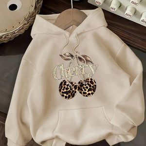 Vrouwen's Kersen Luipaardprint Hoodie - Gezellige Herfst/Winter Casual Trui met "Cherry" Ontwerp, Lange Mouwen en Trekkoord Capuchon, Casual Hoodie | Trendy Casual Hoodie | Zachte Textuur Hoodie