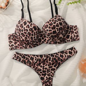 1 Set # Vrouwenondergoed Kleine Borst Verzameld Sexy Leopardspotterok Set Push-Up Zijsteun Anti-Slippende Borstel