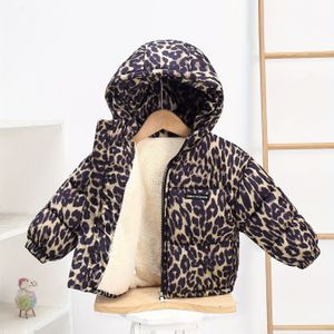 Nieuwe Stijl Herfst en Winter Kinderkleding met Dikke Fleece Voering Luipaardprint Jas Warm en Koude Hooded Unisex Baby Jongens Meisjes Winteroutfit