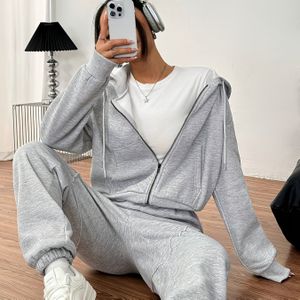 De nieuwste vrouwenmode: eenvoudige, elegante en casual lichtgewicht rits hoodie met lange mouwen