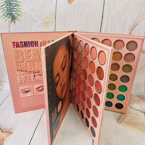 105 Kleuren -Laags Vouwende Vrouwen Oogmake-up Oogschaduw Palet Mat Dagelijkse Make-up Festival Feest Oogschaduw Palet Familie Hand Cadeau