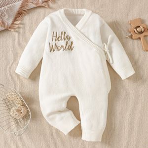 Eerste Outfit - Hallo Wereld / Geel Lettering Versierde Romper, Witte Korte Mouwen Snap-Fit Bodysuit met Voetontwerp voor Fotoshoots & Casual Kleding (Unisex Kleding), Perfect voor Buiten