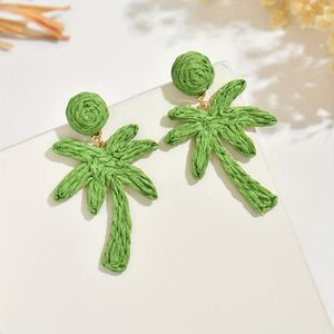 Pair Of Bohemian Raffia Tree Dangle Earrings – Handcrafted Natural Fiber Star-shaped Design, Beach Vacations, Parties, And Gifts For Women, Mom, Or , Novelty Earrings