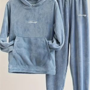 Plus-Size Dames Hooded Plush Loungewear Set voor Herfst en Winter.