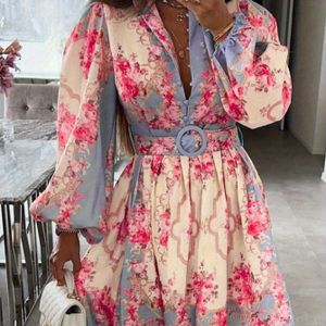 Vrouwenjurk met Bloemenprint en Korte Mouw met Open Kraag - Nauwsluitend, Casual Chique, Machinewasbaar voor Alle Seizoenen, Geschikt voor Buiten Vakantie & Dagelijks