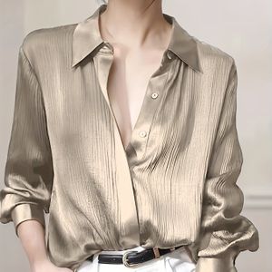 Stijlvolle Zwarte Satijnafwerking Damesoverhemd met Lange Mouwen en Knoopsluiting - 100% Polyester, Normaal Pasvorm voor Lente/Herfst Kantoor- en Vrijetijdskleding