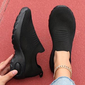 Women's Casual Slip-on Sneakers Breathable Mesh Fabric Running Shoes With Eva Sole, Footwear With Inner Fabric
