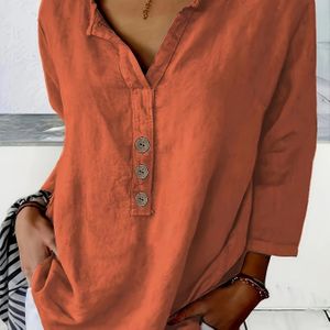 Plus Size, Elegante Lange Mouwen Shirt voor Vrouwen - Zacht shirt met V-hals en - details, niet doorschijnend materiaal, ideaal voor vakantie en lente/zomer
