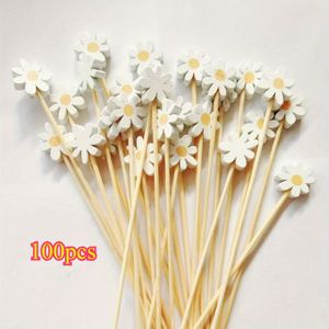 100 stukken kleurrijke bijen en bloemen cocktailprikken - Fijne bamboe tandprikken voor cupcakes, fruit, hors d'oeuvres en dranken - Ideaal voor verjaardagen, bruiloften, afstuderen en feestjes