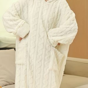 kleur verdraaid pyjama voor dames, verdikte koraalfleece lange badjas voor herfst en winter, schattige nachtjapon met capuchon.