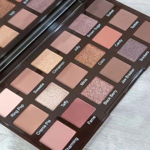 15-Kleuren Oogschaduwpalet met Spiegel - Mat & Glans, Aardetinten van & , Herfst/Winter Collectie, Zoutvrij, voor Verfijnde Oogmake-up