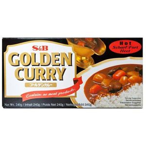 F1044 S&B Golden Curry Hot - 220G