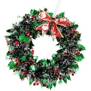 Handgemaakte kerstkrans aan de deur, hangende vrolijke kerstkrans met groen en bessen om je huis op te fleuren