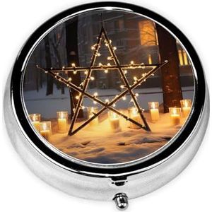 Pillendoosje Merry Christmas Star Ronde Pillendoos Dagelijks 3 Compartiment Reizen Pillencontainer voor Pocket Purse Draagbare Geneeskunde Levertraan Olie Opbergdoos 3 keer per dag Pillenorganisator