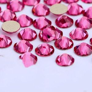 2088 DIY kristal nageldecoraties zonder hotfix, 8 grote en 8 kleine strass steentjes, platte achterkant, plaknagels voor nagelkunst - roos - SS16-1440 stuks