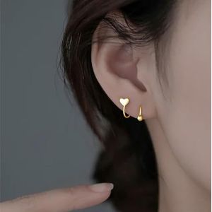 2 Stuks Roestvrij Staal Piercing Schroef Bal Oor Bot Roterende Lijn Wave Mini Studs Vrouwen Ongebruikelijke Oorbellen Verstelbaar-goud hart