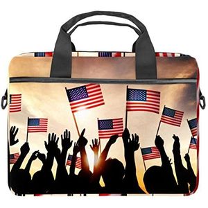 Groep Mensen Wuivende Amerikaanse Vlaggen in Back Lit Laptop Schoudertas Crossbody Aktetas Messenger Sleeve voor 13 13.3 14.5 Inch Laptop Tablet Beschermen Tote Bag Case, Meerkleurig, 11x14.5x1.2in /28x36.8x3 cm