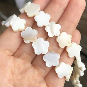 Natuurlijke witte zoetwater schelp kralen kralen hart ster ronde parelmoer losse kralen voor sieraden maken DIY armband-8mm pruimenbloem