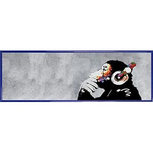 1art1 Street Art Kunstdruk Reproductie en Kunststof Lijst - Banksy, Monkey with Headphones, Feel The Beat (91 x 30cm)