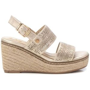 XTI - Damessandaal - Comfortabele en veelzijdige schoenen - Casual mode, 94 goud, 36 EU