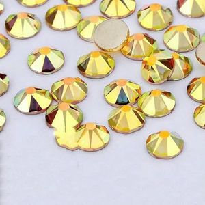 2088 DIY kristal nageldecoraties zonder hotfix, 8 grote en 8 kleine strass steentjes, platte achterkant, plaknagels voor nagelkunst - metaal, zonlicht - SS10-1440 stuks