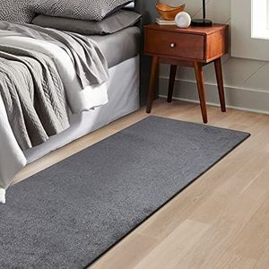 KARAT Bedmat - fraaie velours bedomranding - loper voor slaapkamer woonkamer - pluizige tapijtloper Sundae (67 x 160 cm, antraciet)