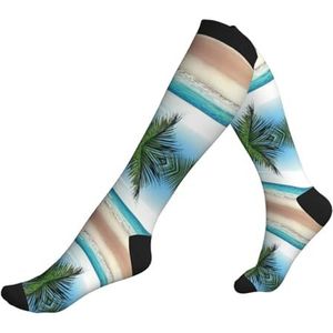 KoNsev Tropische palmboom Hawaii strand compressie sokken voor vrouwen mannen ondersteuning sokken knie hoge verpleegkundigen, zwangerschap, hardlopen, vliegen, Zwart, Eén Maat