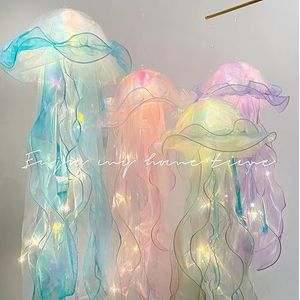 EHOTER Kwallen Lichten Kleur Veranderende Sfeerlamp Oudejaarsavond Gadget Cross Jellyfish Lamp Decoraties Kamer Decor Tafelblad Gadgets (4 Kleuren)