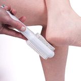 CaliCosy - Voetborstel - Wit - 2-in-1 met Puimsteen en Vloeibare Zeep Reservoir