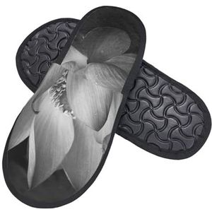 ZaKhs Zwart-witte bloemenprint Vrouwen Slippers Antislip Fuzzy Slippers Leuke Huis Slippers Voor Indoor Outdoor, Zwart, Large Wide