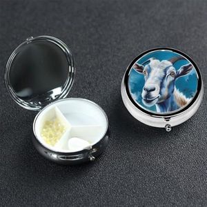 Blauwe Geit Print Pil Doos 3 Compartiment Ronde Draagbare Pil Case voor Pocket of Portemonnee Pil Houder Wekelijkse Pil Organizer Decoratieve Metalen Geneeskunde Vitamine Organizer Reizen Gift