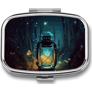 Fireflies and Lantern Pillendoos 2 Compartiment Medicine Organizer Draagbare Pillencontainer Vierkante Pillenhouder voor Pocket Travel Pillenetui voor Portemonnee