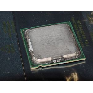 Intel Cpu Core 2 Duo E6300 1.86Ghz Fsb1066Mhz 2M Lga775 lade