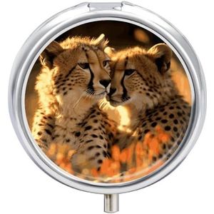 Pillendoos Cheetah Love Ronde Metalen Pil Case met 3 Compartimenten Draagbare Mini Geneeskunde Drug Houder Reizen Geneeskunde Tablet Vitamine Houder Organizer