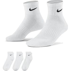 Nike Swoosh Dri-FIT Crew Socks Sokken, verpakking van 3 paar, Zwart, 40-44 EU