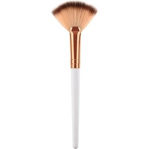 De geschikte Borstel van de Ventilatormake-up voor Vrouwen Kosmetische Concealer Toepassing Zachte Synthetische Borstel Poeder Polij