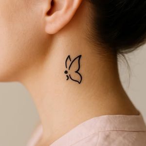 Vlinder tattoo – Temporalis® | Tijdelijke tatoeages voor vrouwen & mannen – Nep tattoo vegan & waterbestendig – EU-cosmetica – Blijft 1-2 weken [ Tatoeage Vlinder met Puntkomma ]