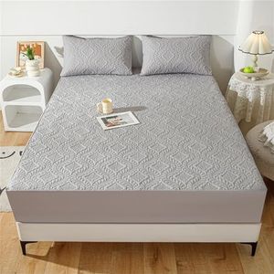 Waterproof Mattress Protector, Bedding Quilted Waterproof Mattress Protector, Breathable Mattress Protective Covers, Extra Deep Mattress Cover/Topper (90x200cm,Gris Claro)