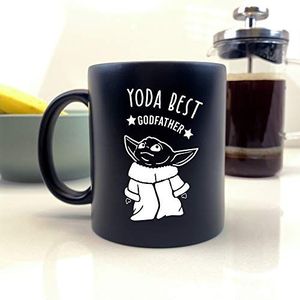 eBuyGB Gepersonaliseerde koffiemok, mat zwarte baby Yoda mok, 350ml Star Wars Themed Tea Cup, grappige cadeaus voor peetouders (Yoda Best Godfather)