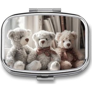 Beer zittend op plank pillendoos 2 compartimenten, draagbare pillendoos met spiegel voor zakportemonnee, reizen, mini-metalen medicijnorganizer voor vitamines en visolie