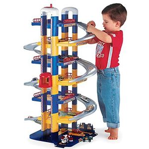 M MOLTO parking 7 storey