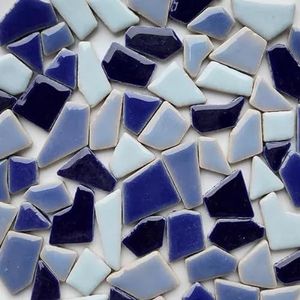 Mozaïektegels 4,3 oz/122 g veelhoek porselein mozaïek tegels doe-het-zelf ambachtelijke keramische tegel mozaïek maken materialen 1-4 cm lengte, 1 ~ 4 g/stuk, 3,5 mm dikte (kleur: kobaltblauwe mix,