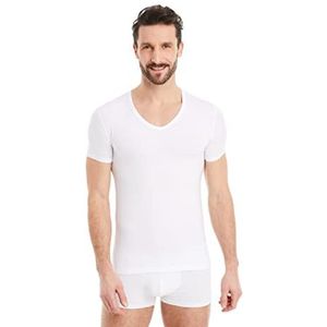 FINN Zakelijk onderhemd heren korte mouwen met V-hals - ondershirt mannen van originele Lenzing® modal stof - het perfecte T-shirt onder hemd en pak, wit, S
