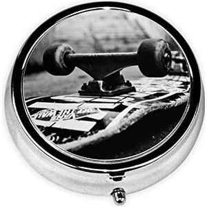 Skate Boards Gedrukt Pil Organizer Pil Doos Pil Case Draagbaar voor Portemonnee Pocket Ronde Metalen Pil Houder Organizer voor Dagelijkse Geneeskunde