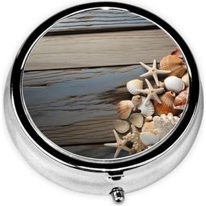 Pillendoos 3 compartimenten ronde kleine pillendoos reizen pillendoos voor portemonnee zak schelpen op houten plank metalen geneeskunde organisator draagbare pillencontainer houder om vitamines
