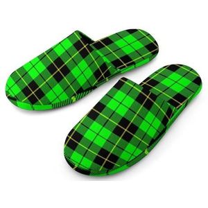 De groene Geruite Volledige Slippers Warme Antislip Rubber Enige Huisschoenen van Drukvrouwen voor Binnenhotel