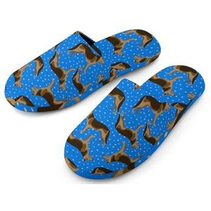 Duitse herder op blauwe sterrenhemel pantoffels voor dames, met volledige print, warme antislip rubberen zool huisschoenen voor binnenhotel 40-41 (9-10)